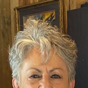 Meet your Posher, Sylvia